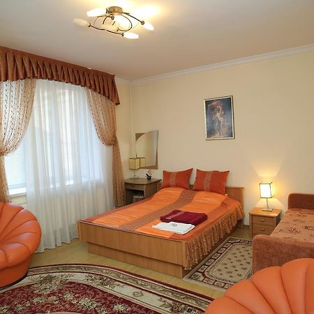 Majami Hotel Chisinau Ngoại thất bức ảnh