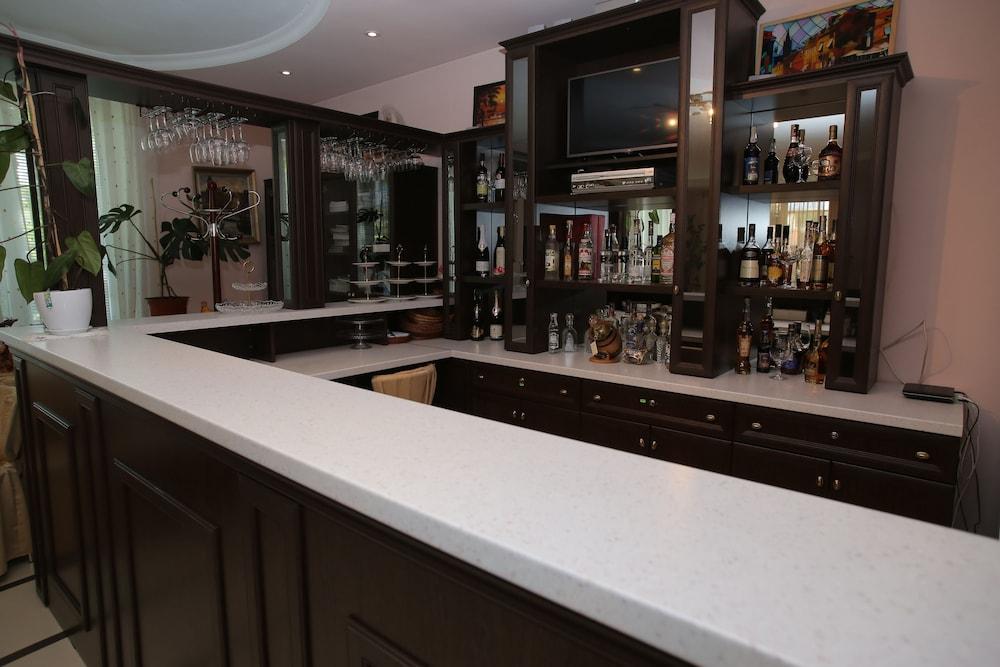 Majami Hotel Chisinau Ngoại thất bức ảnh