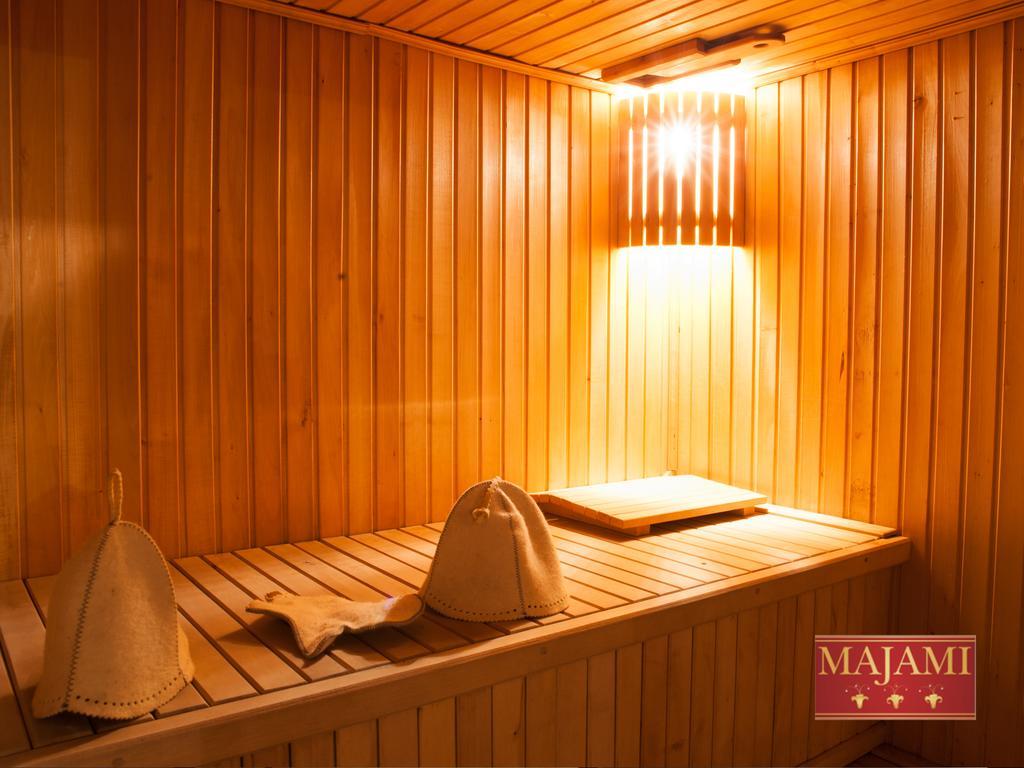 Majami Hotel Chisinau Ngoại thất bức ảnh