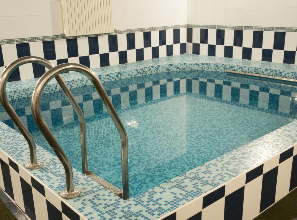 Majami Hotel Chisinau Ngoại thất bức ảnh