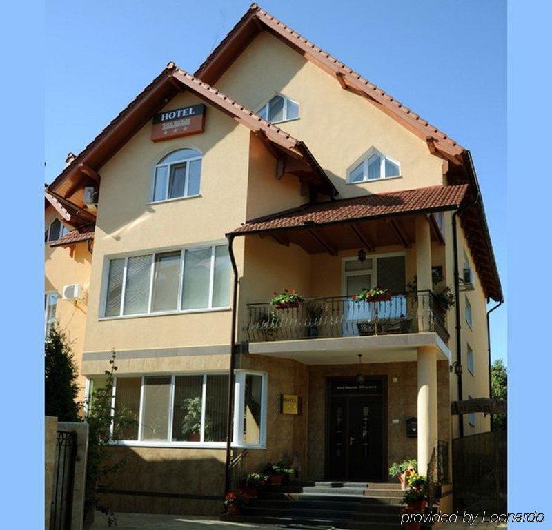 Majami Hotel Chisinau Ngoại thất bức ảnh