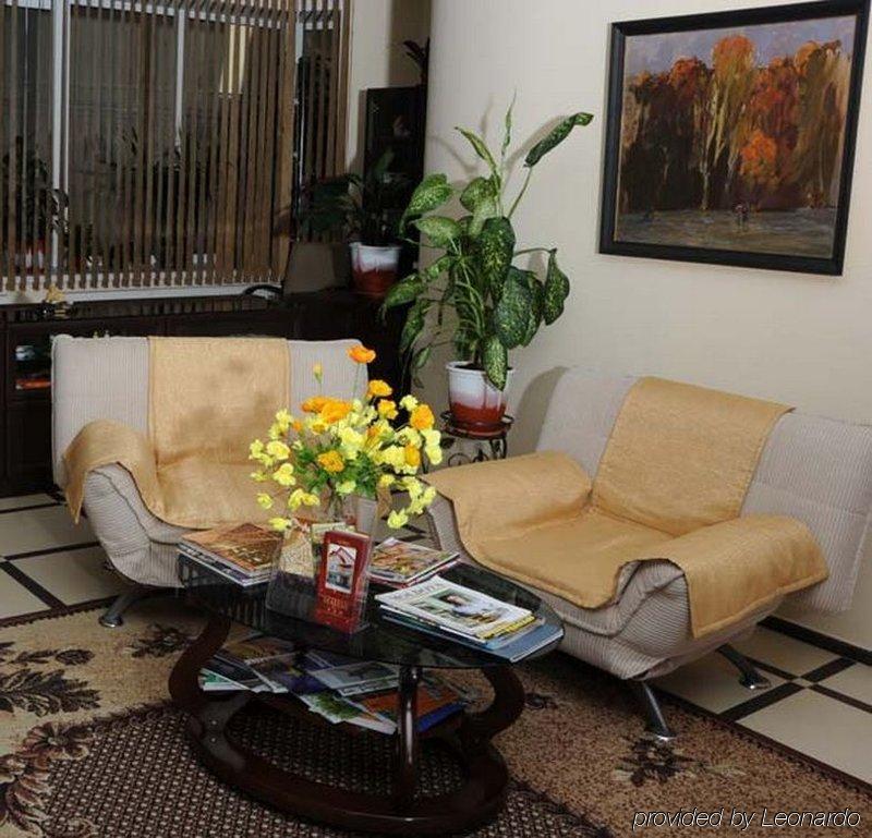 Majami Hotel Chisinau Ngoại thất bức ảnh