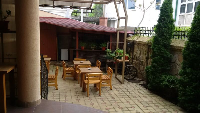 Majami Hotel Chisinau Ngoại thất bức ảnh